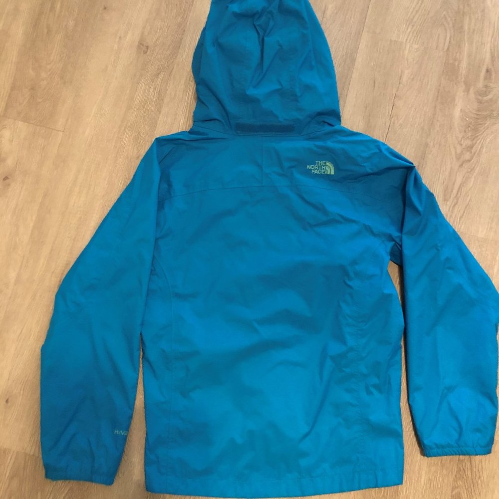 girls The North Face girls medium shell (10-12)